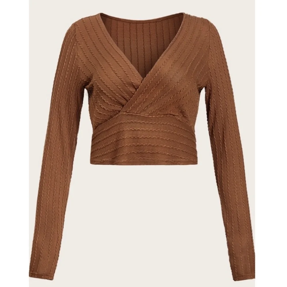 NEW| Women’s Long Sleeve Lightweight Brown Knit Crop Top - Picture 3 of 8